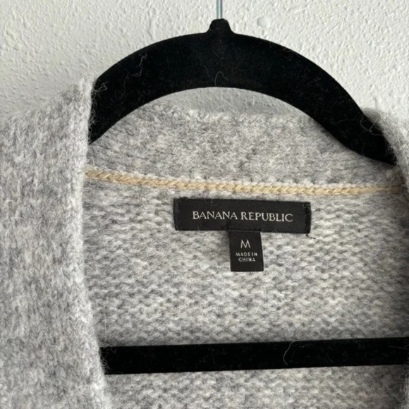 Banana Republic Alpaca Blend Oversized Heather Grey Cardigan with Pockets - Picture 4 of 7